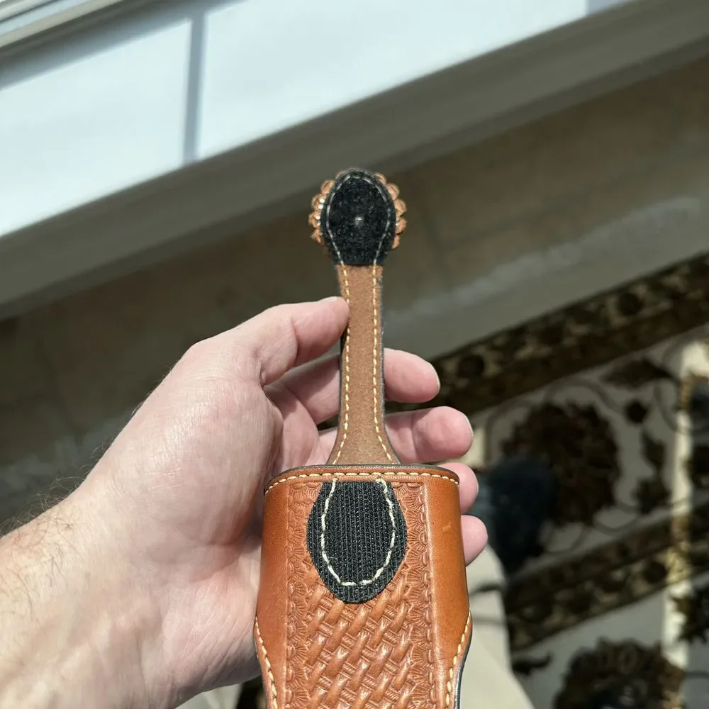 Cowperson Tack Belt Clip Case 5.5x2 Inch Phone‎ Leather Christian Cross Concho